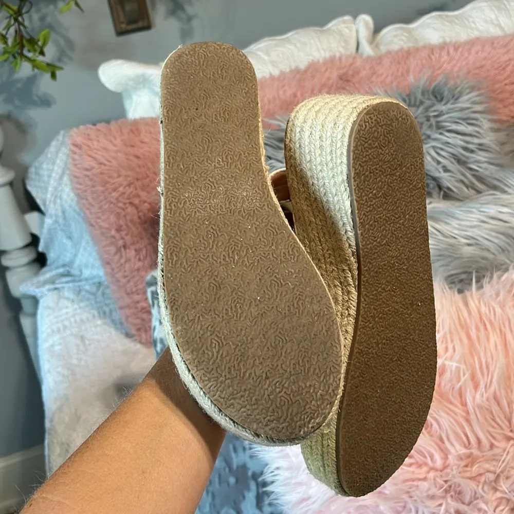 New York & Co. White Wedges Espadrilles - Image 5