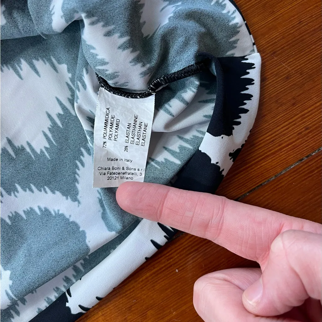 Chiara Boni Black & White Ikat Wrap Top Long Sleeve Stretch Knit Size Small 🍄 - Image 9