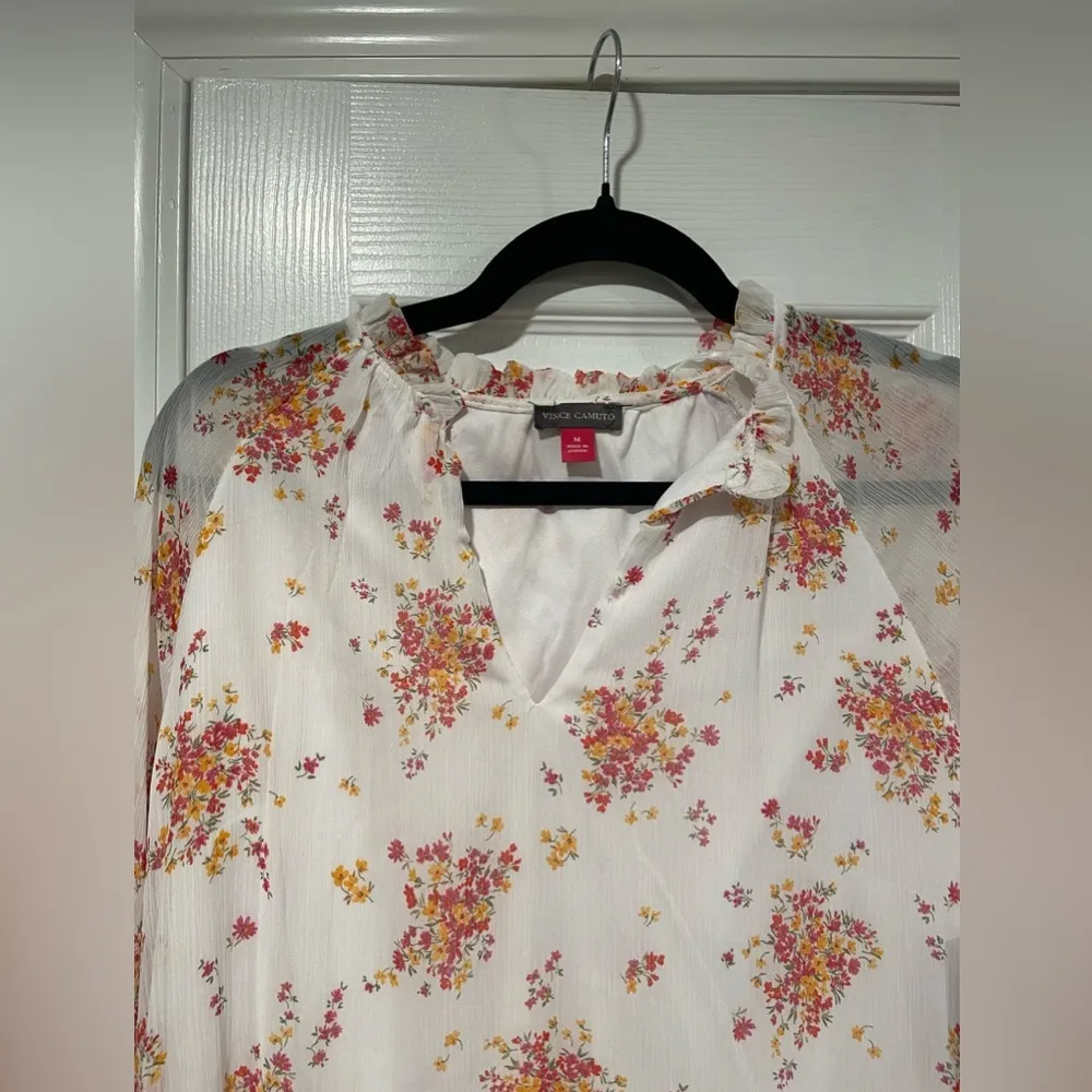 NWT Vince Camuto Size M White Floral Ruffle Flowy Long Sleeve Sheer Mini Dress - Image 2