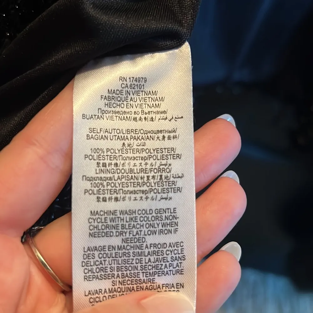 NWT BCBGeneration Sparkly Cropped Dressy Jacket - Image 7