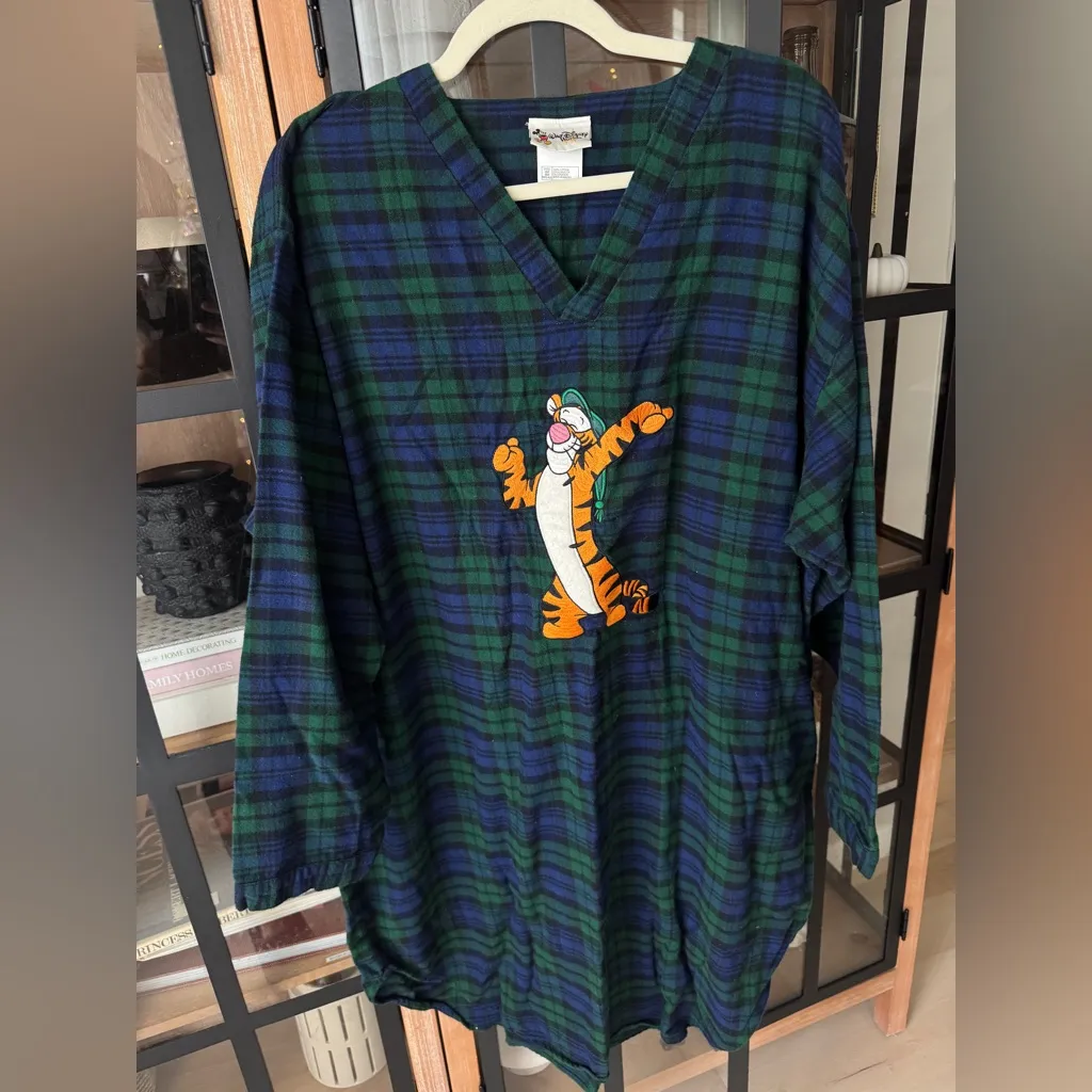 Vintage Tigger Disney Parks fleece nightgown tartan dress applique embroidered Blue Size L - Image 5
