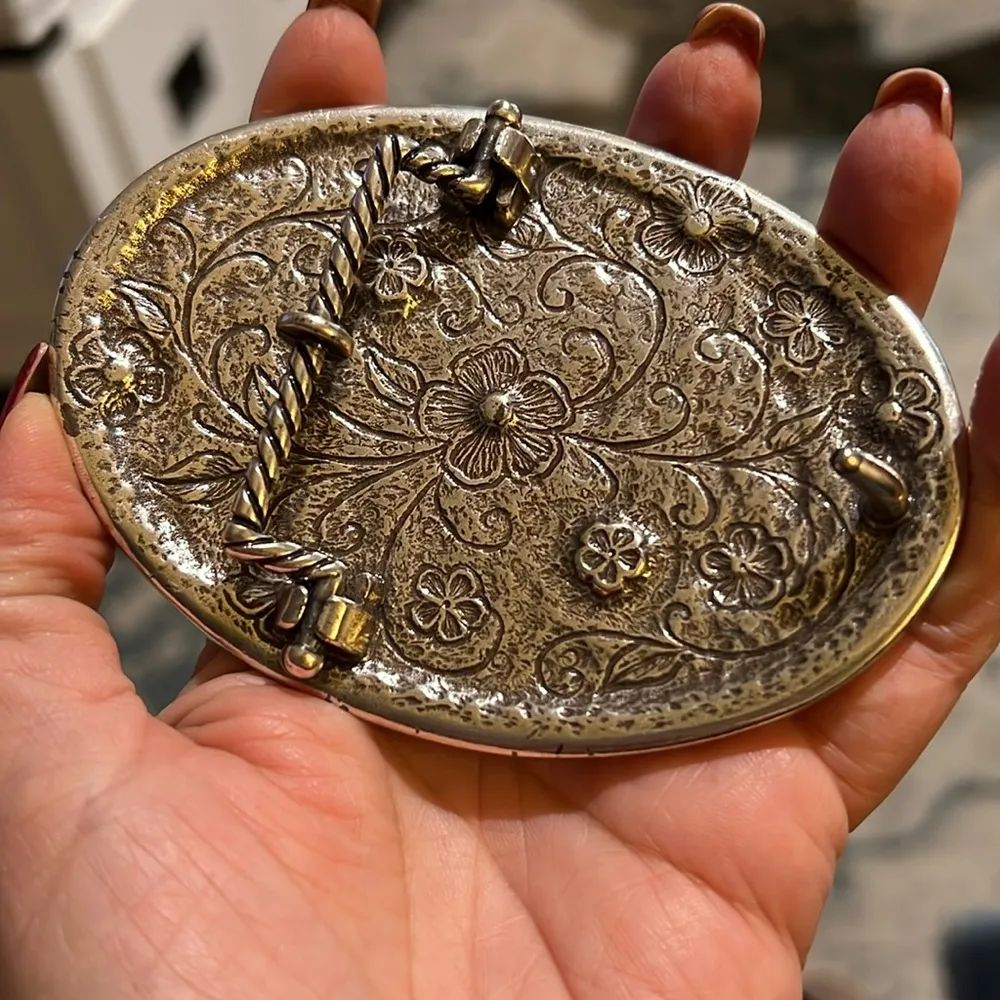 Nocona Swarovski Crystal Western Style Ladies Filigree Rhinestones Belt Buckle Silver - Image 6