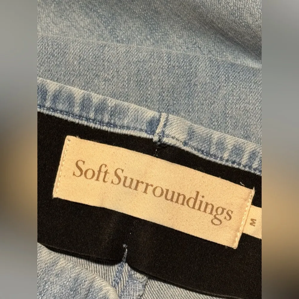 EUC Soft Surroundings Light Blue Wash Pull On Skinny Jeans size medium - Image 10