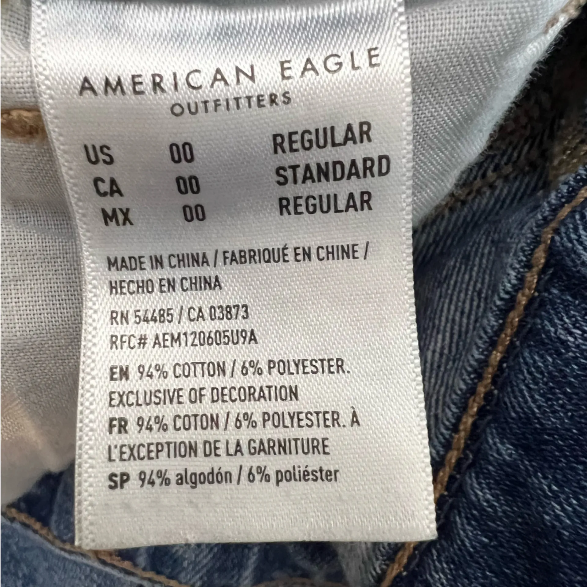 American Eagle Mom Jeans Womens 00 Medium Wash Distressed Knee High Rise Grunge - Image 8