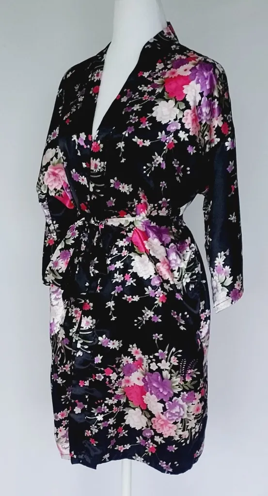 Silky Satin Robe Floral Pattern Kimono Short Black Size Small - Image 2