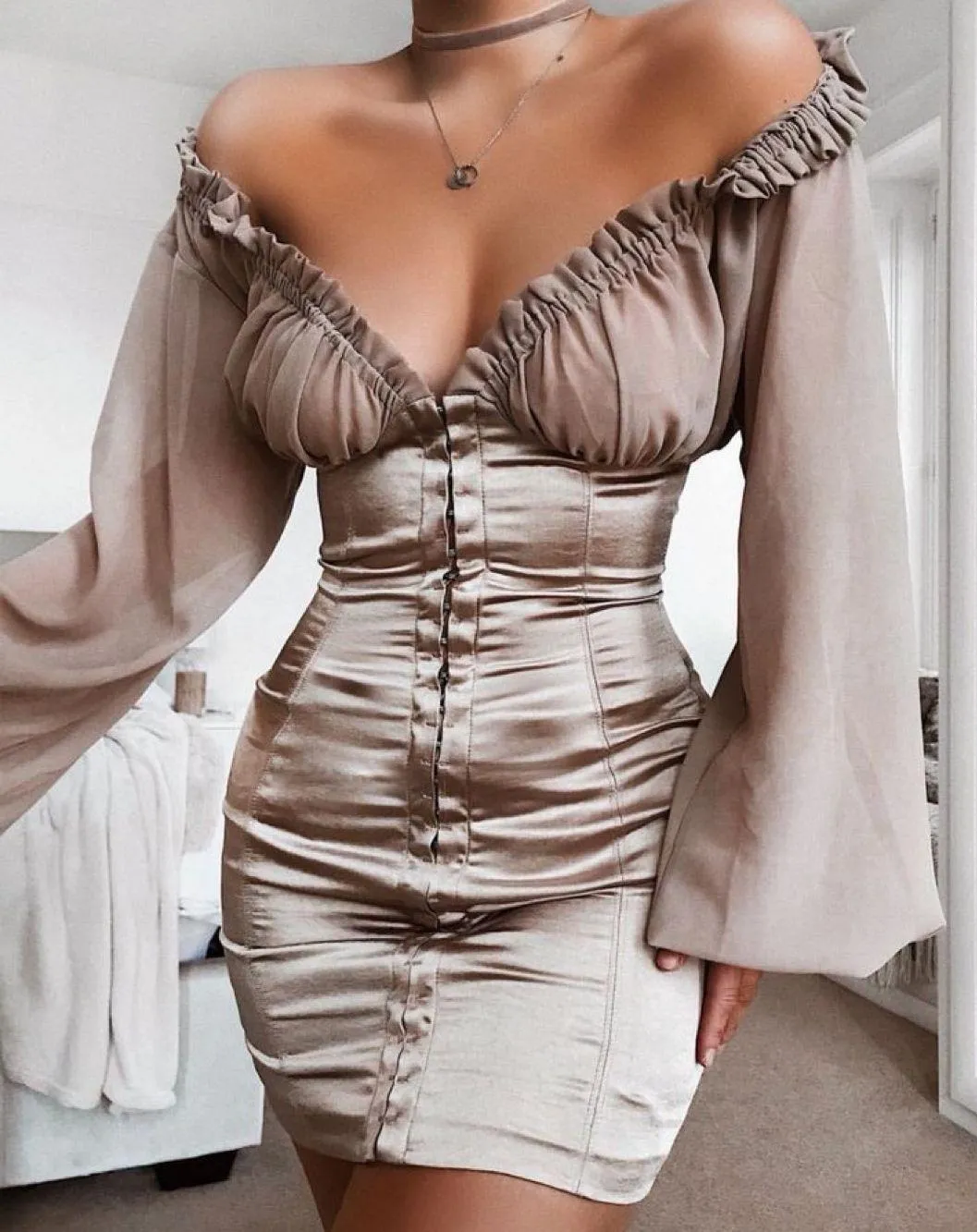 Gia Mini dress. Size medium - Image 2