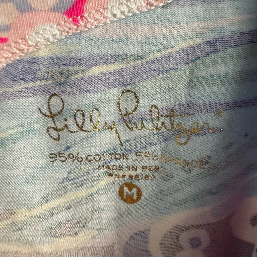 Lilly Pulitzer Waverly top in "All that she wants" print size medium artsy chic - Image 4