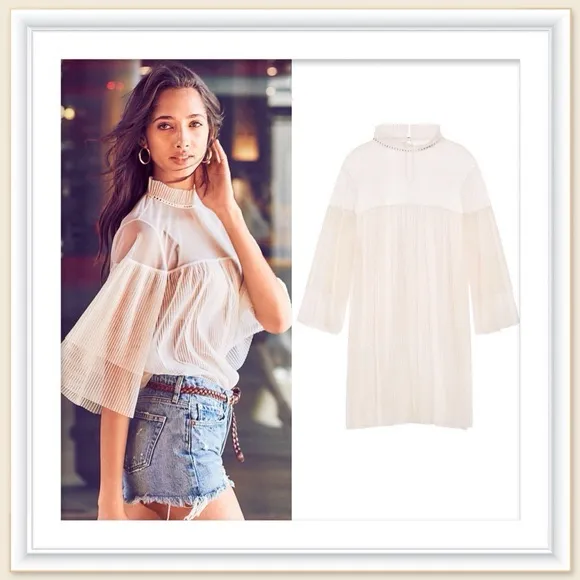 Victoria’s Secret white sheer pleated tunic top
NWT - Image 2