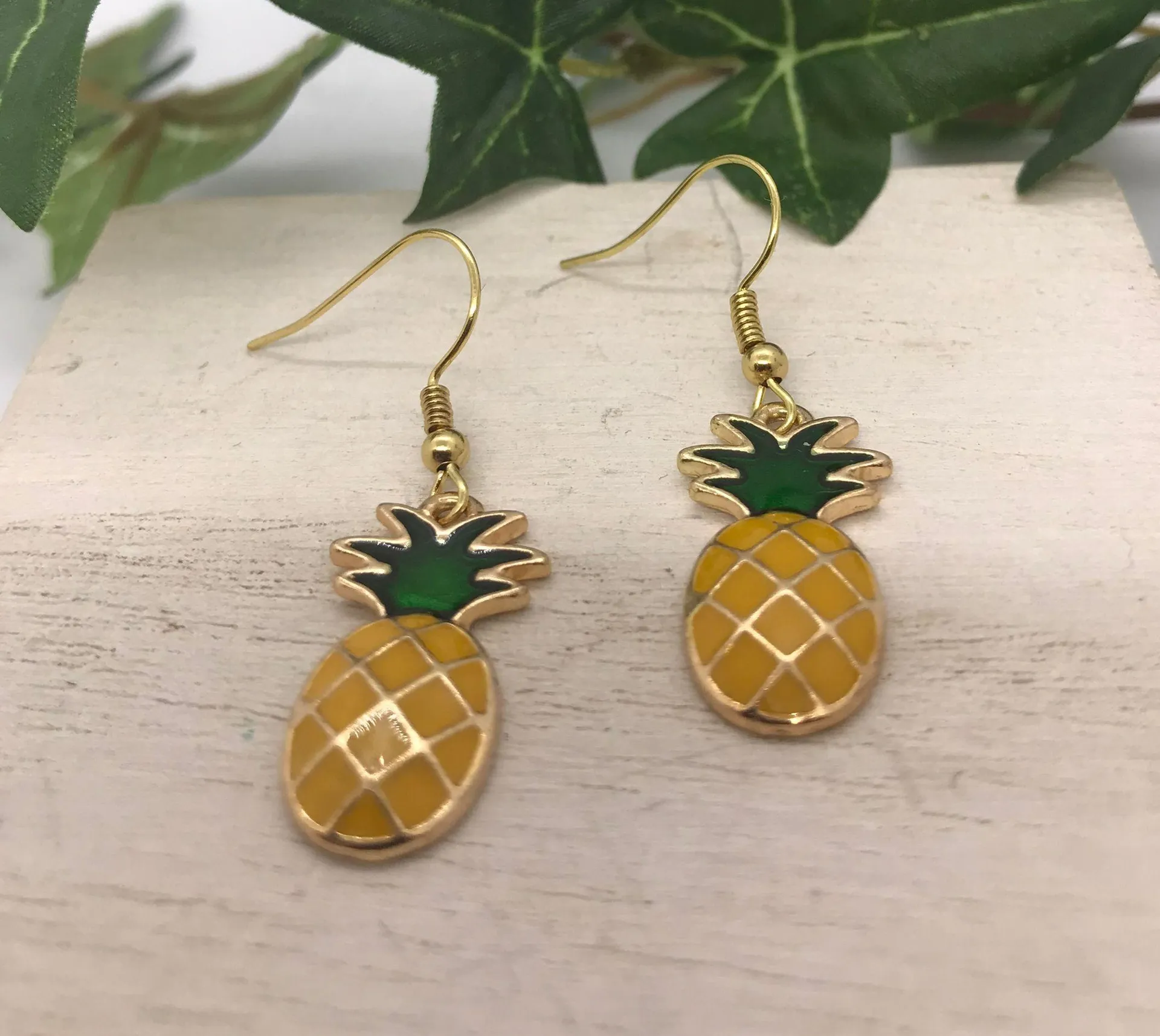 Tropical Pineapple Enamel Earrings New - Image 5