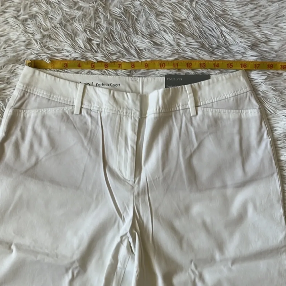 TALBOTS Women’s PERFECT SHORTS 13" white size 10 nwt - Image 3