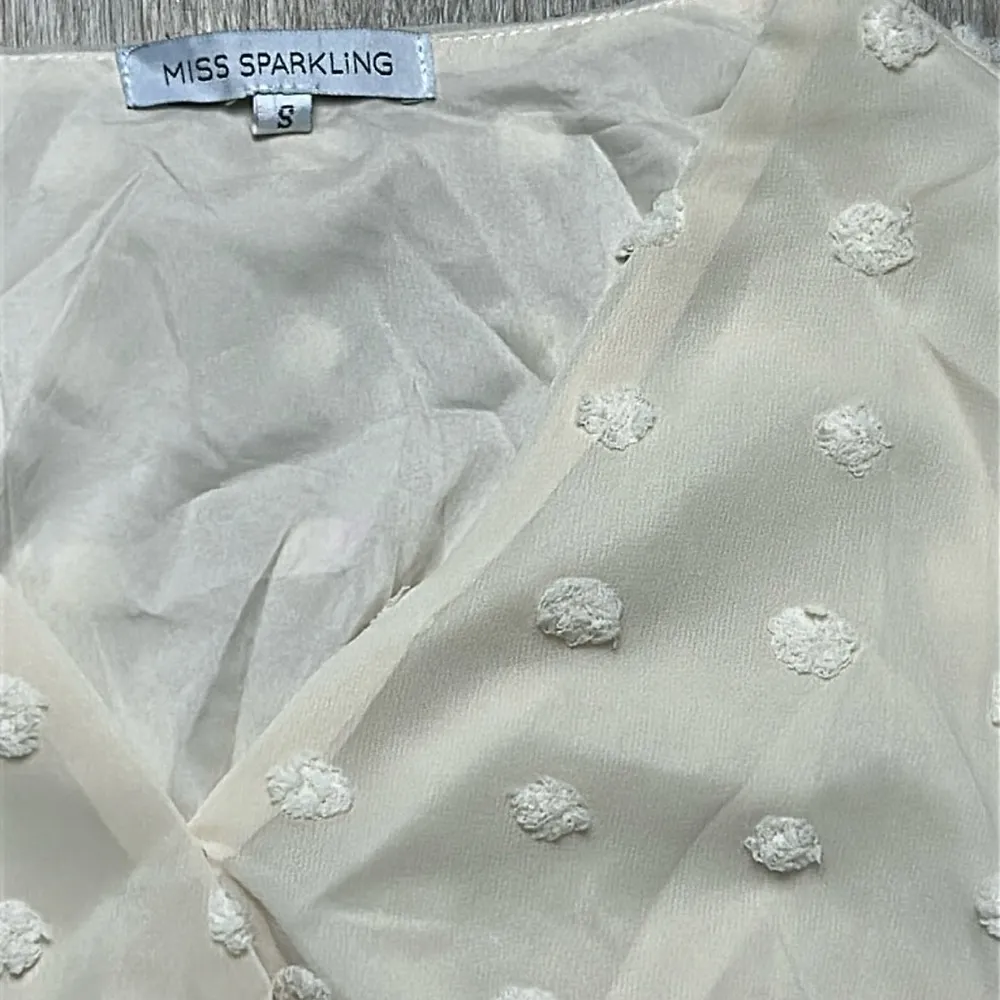 Swiss dot Dress Size Small - Image 9