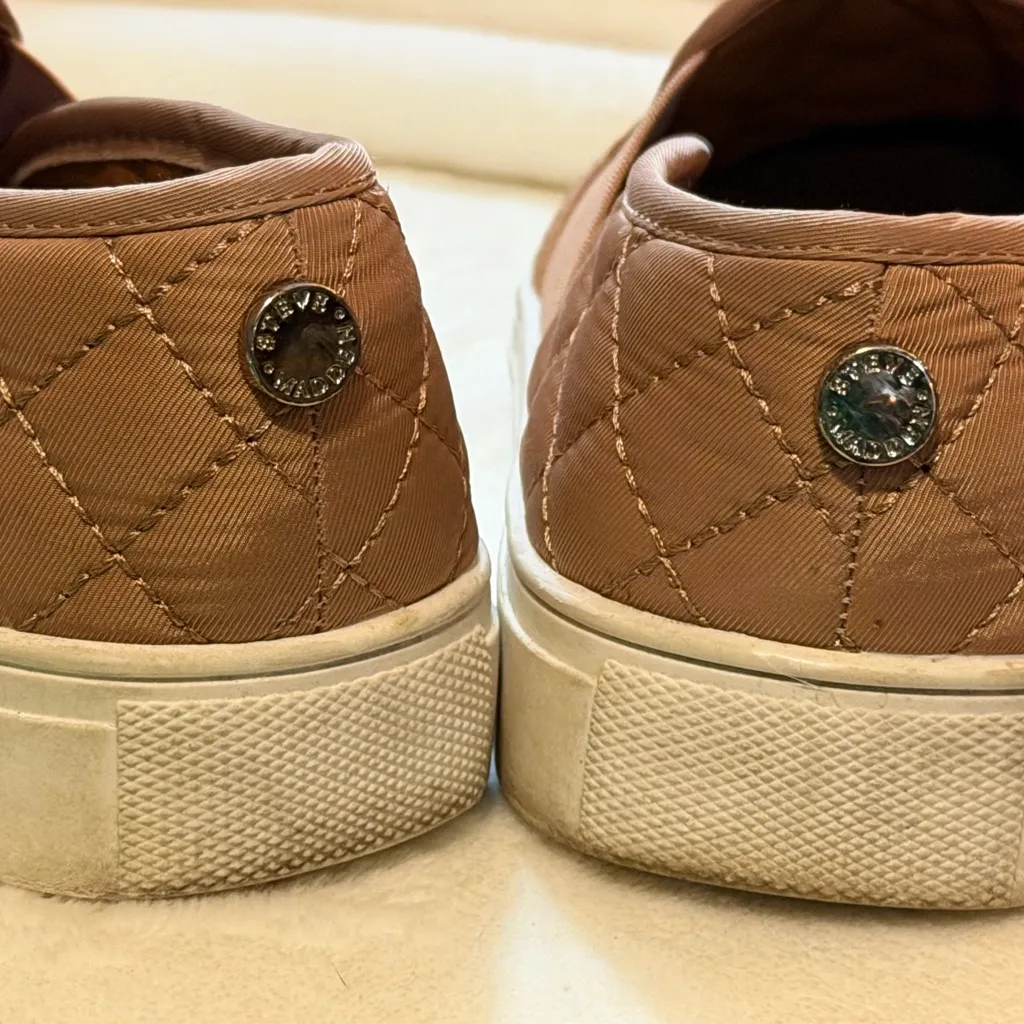 Steve Madden Endell Quilted Pink Slip -On Sneakers size 6.5 new - Image 5