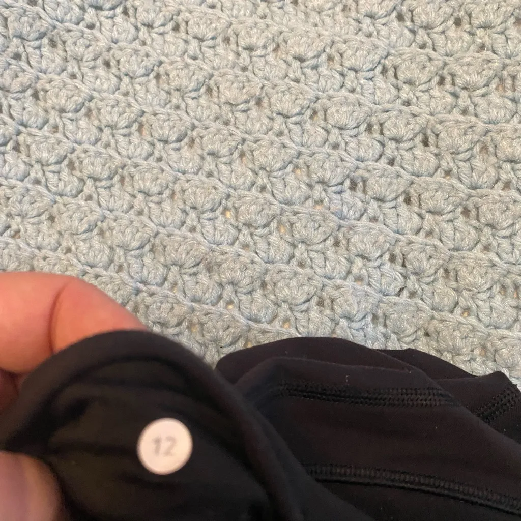 lululemon athletica Snake Print Leggings - Black and Olive - Image 3