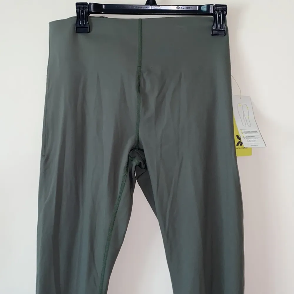 Women's All in Motion Elongate 7/8 Leggings pants Fern Green XL NWT compression - Image 4