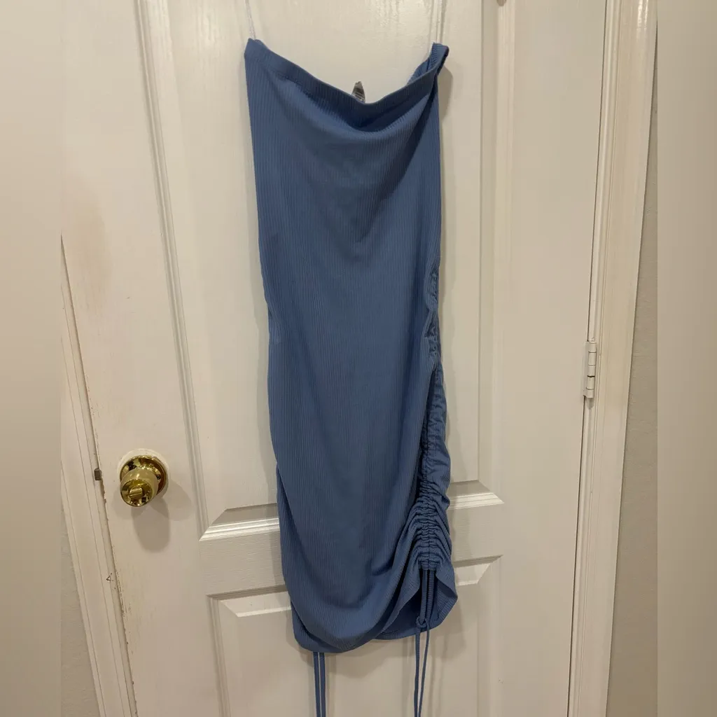 Elegant Blue Ruched Dress Size M - Image 2