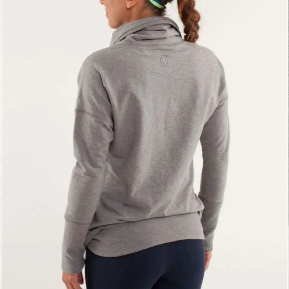Lululemon Gray Rest Day Long Sleeve Cowl Neck Sweatshirt Top L - Image 6