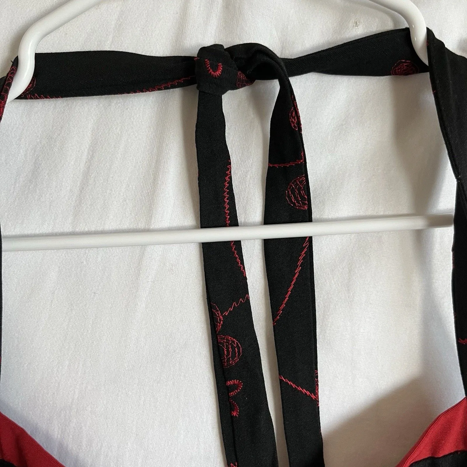 VTG Y2K Rampage Halter Dress Black Red Foral Embroidered Sweetheart Neck Sz 7 - Image 3