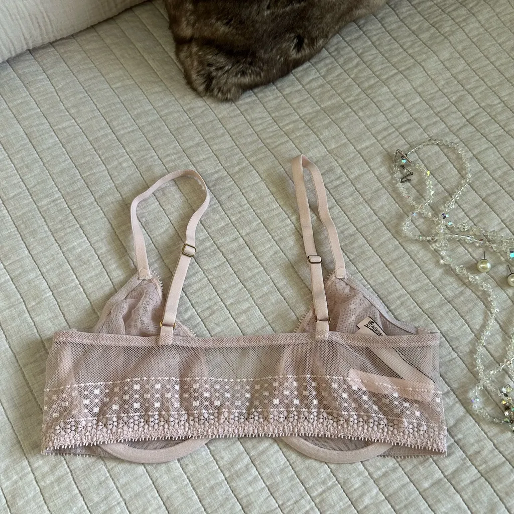 Victoria secret light blush coquette, ballet, soft, sheer lace bra, 34C - Image 4