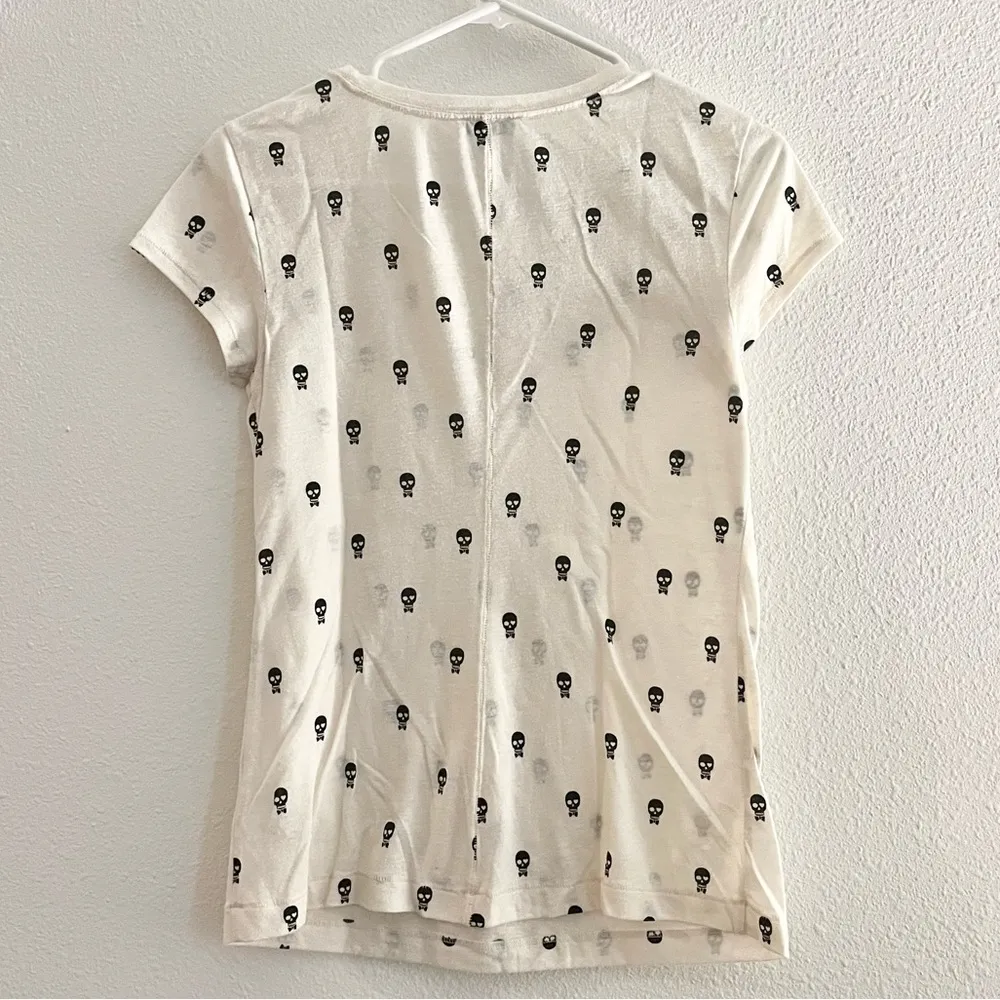 Express Skull With Bowtie Mini Print Graphic Tee Shirt Size Small - Image 4