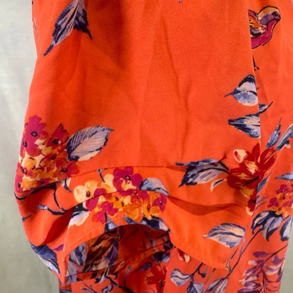 DR2 beautiful split neck orange floral blouse top size XL - Image 4