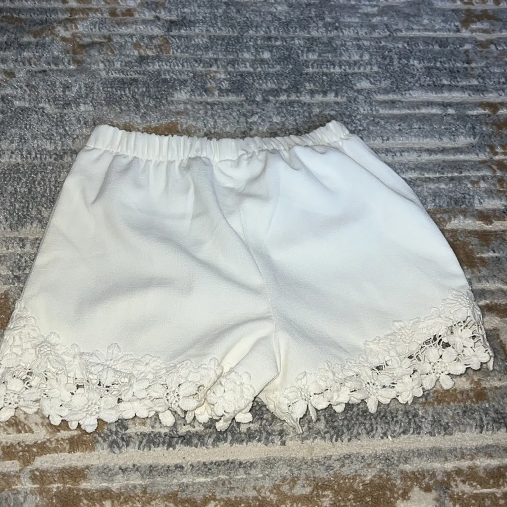White Shorts - Image 2