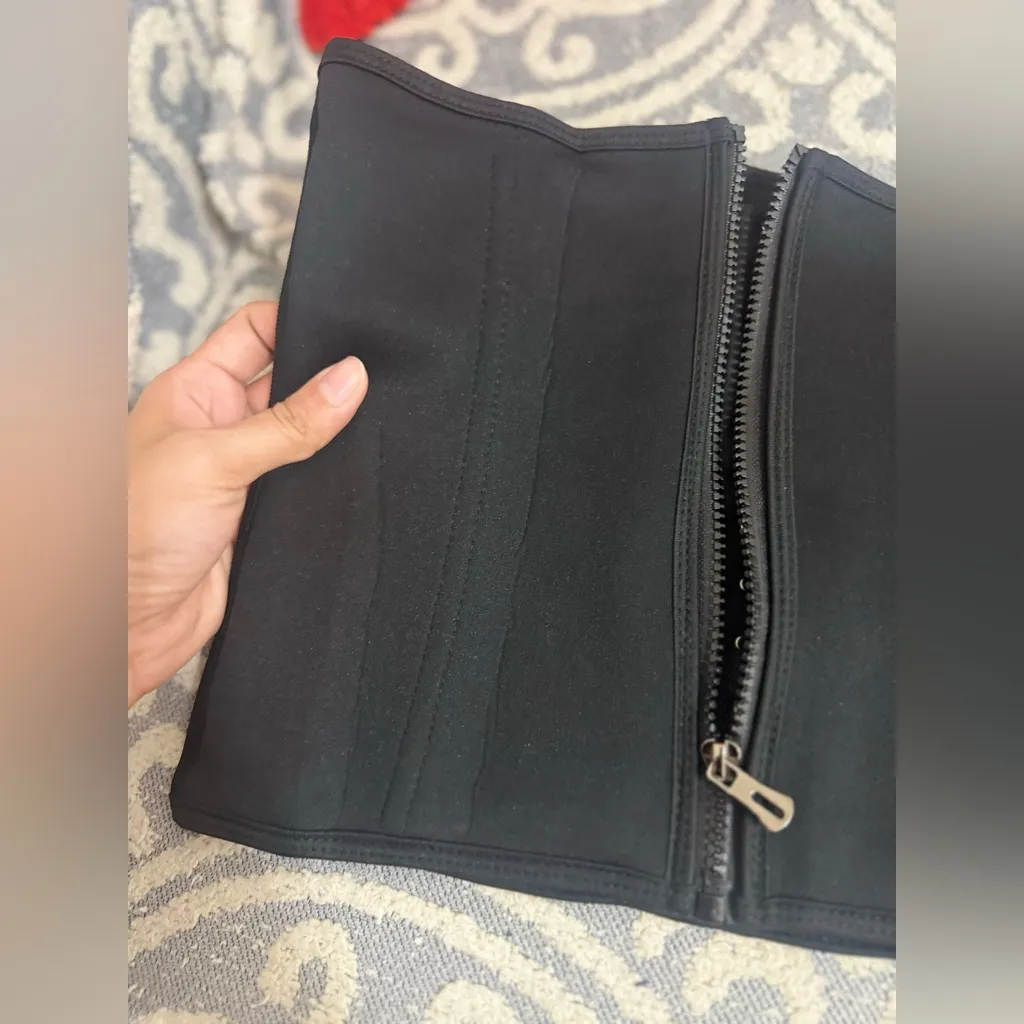 Black Shapelust Size Small Waist Trainer Hooks The Mid Shaper Shapewear Faja - Image 3