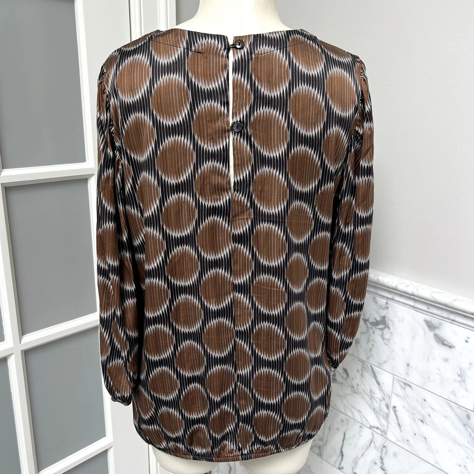 Summum Woman Amsterdam Puff Sleeve Blouse Size 40 US 10 NWOT Black - Image 5