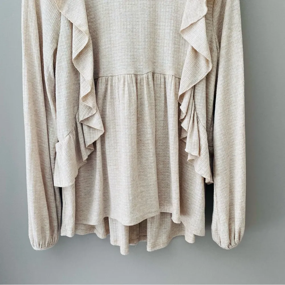 Altar'd State Long Sleeve Top Tan Sz Small - Image 3