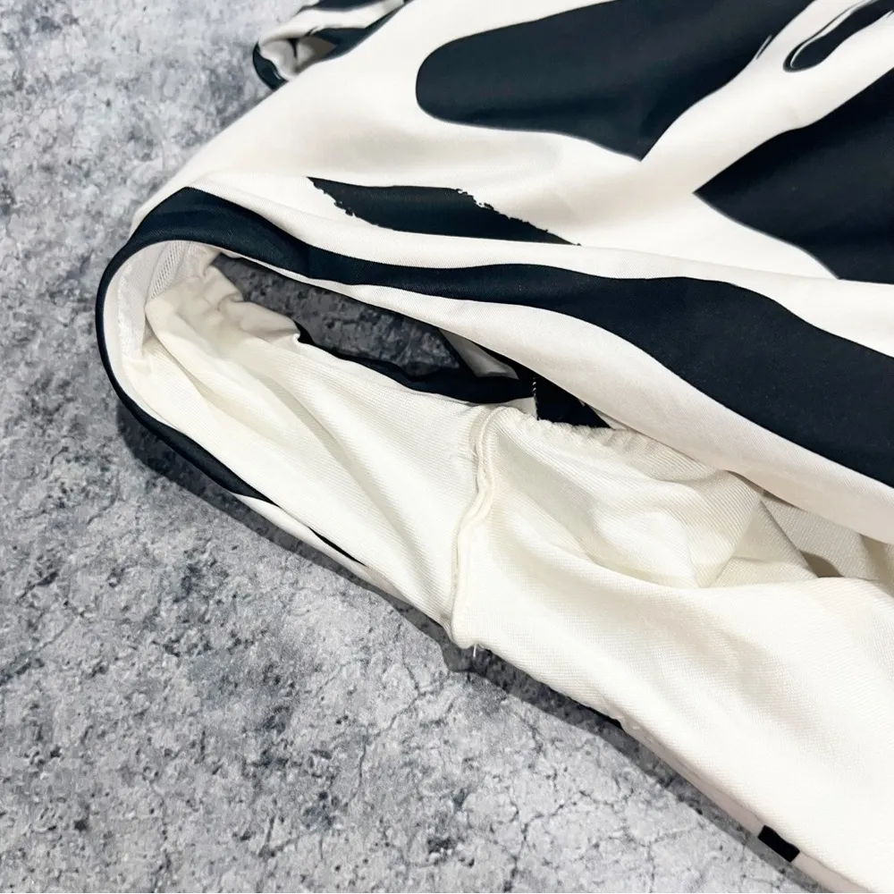 Boston Proper Milonga Zebra Over The Shoulder One Piece Swimsuit Sz Medium - Image 3