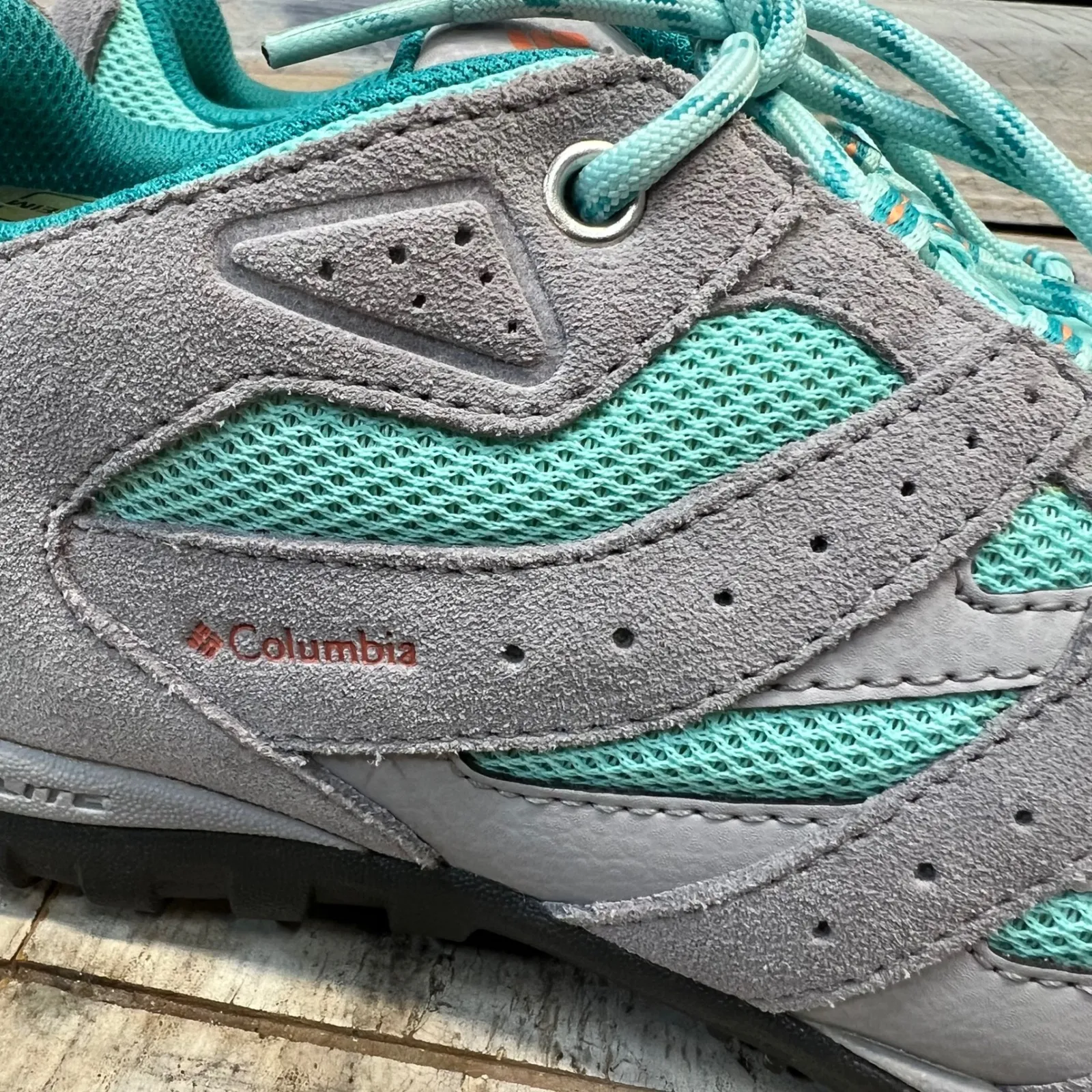 Columbia Redmond V2 Hiking Shoes Aqua Gray Low Trail Sneakers Women's Size 7 - Image 4