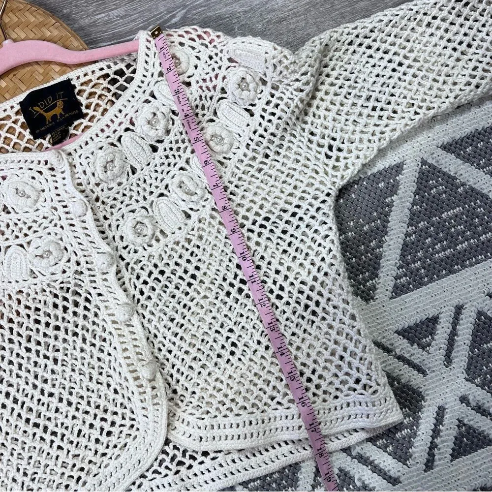 Vintage crochet 90’s cardigan with 3d flowers & pearls cottagecore dainty S‎ White - Image 5