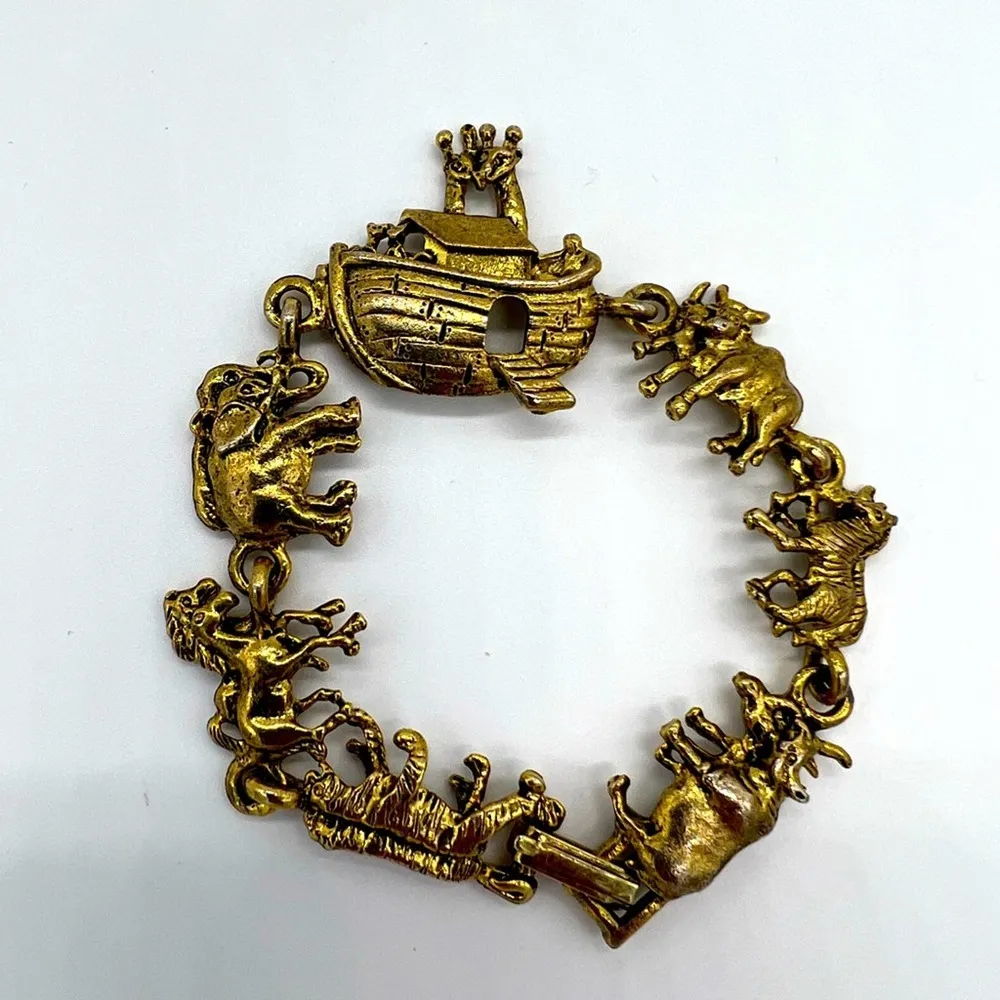 NOAH’S ARC unbranded fashion animal bracelet featuring giraffes,elephants,zebra Gold - Image 3