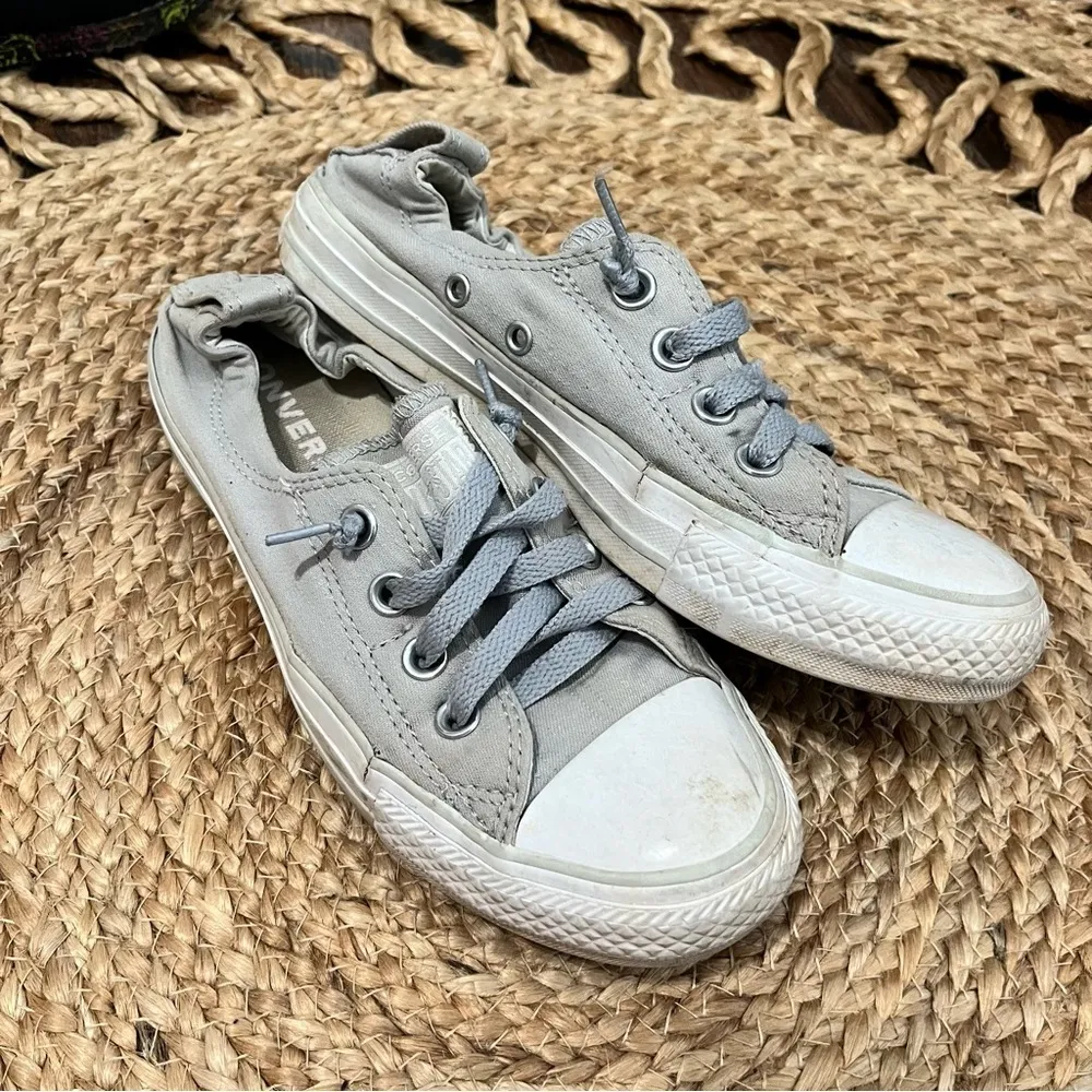 Converse Women’s Seasonal Chuck Taylor All Star Gray White Size 7 - Image 2