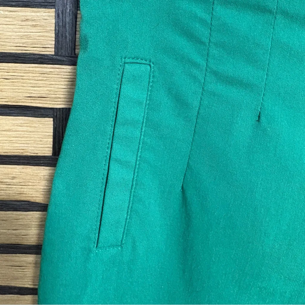 Maurices‎ Green Bengaline Crops Size Small - Image 4