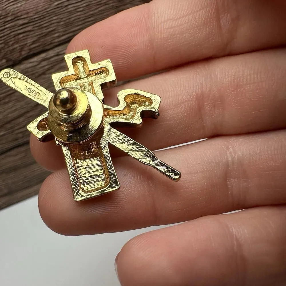 Avon #1 Nurse Lapel Tack Pin With Red Cross Pill Bottle & Thermometer Gold - Image 3