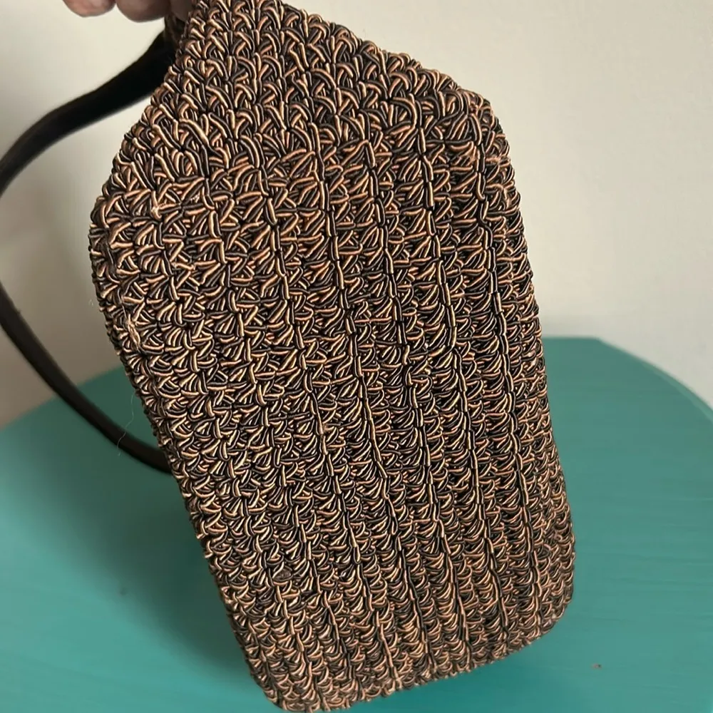 Connections New Chic Trendy Minimalist Woven Fabric Baguette Shoulder Handbag Brown - Image 4