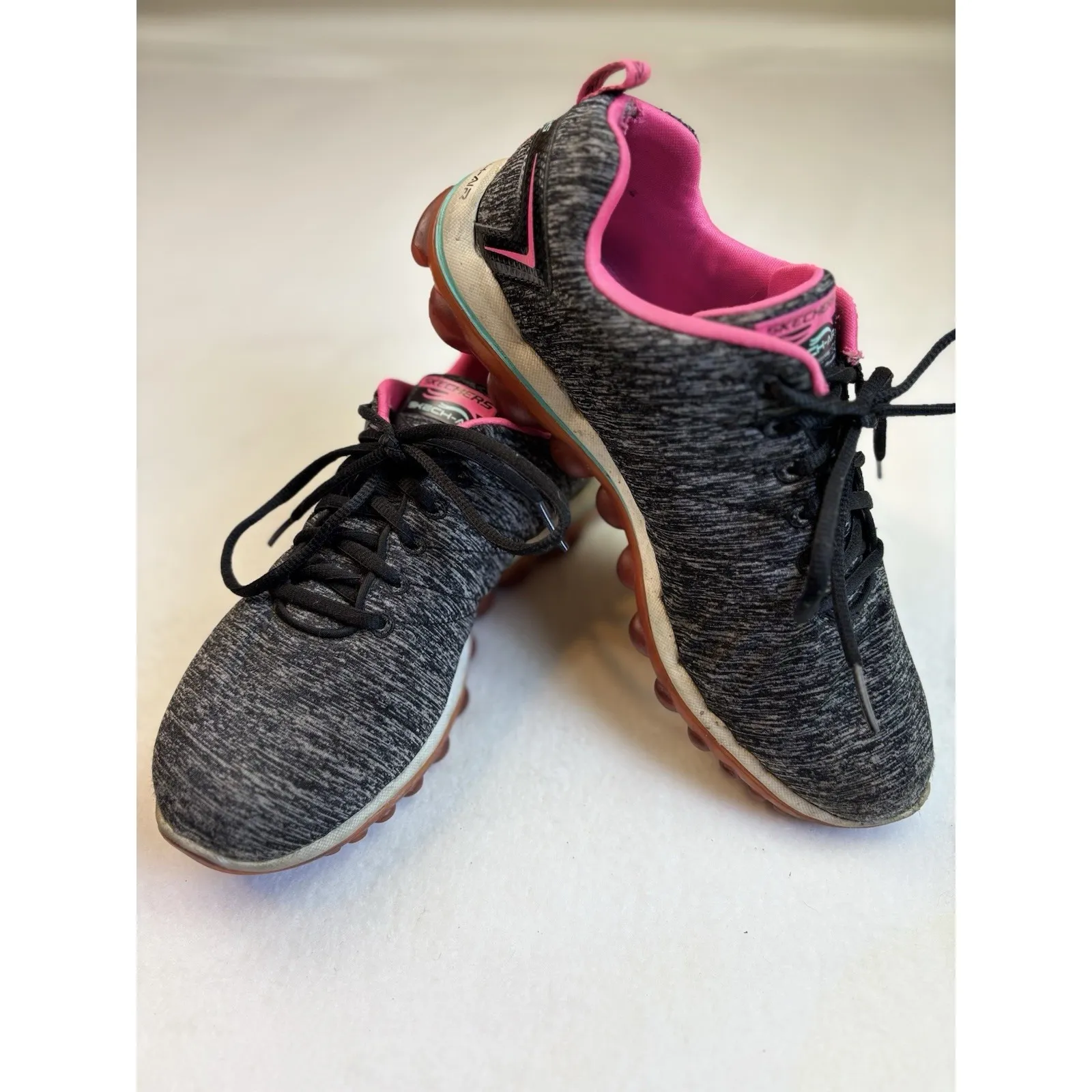 SKECHERS Skech-Air Black/Hot Pink Athletic Shoes Women's 9.5 Lace‎ Up - Image 4