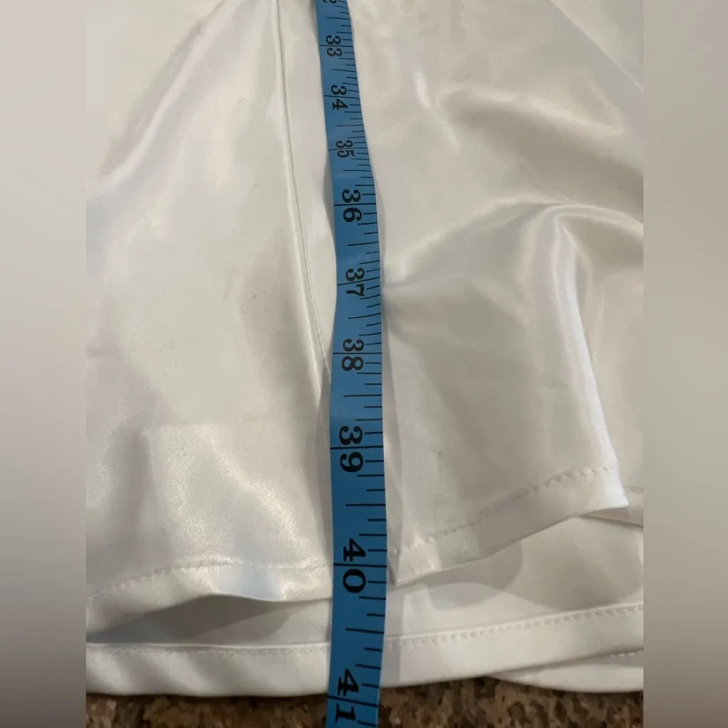 COMMENSE White Satin Skirt Size XS NWT, elastic waist Sold Out Skirt Only - Image 7