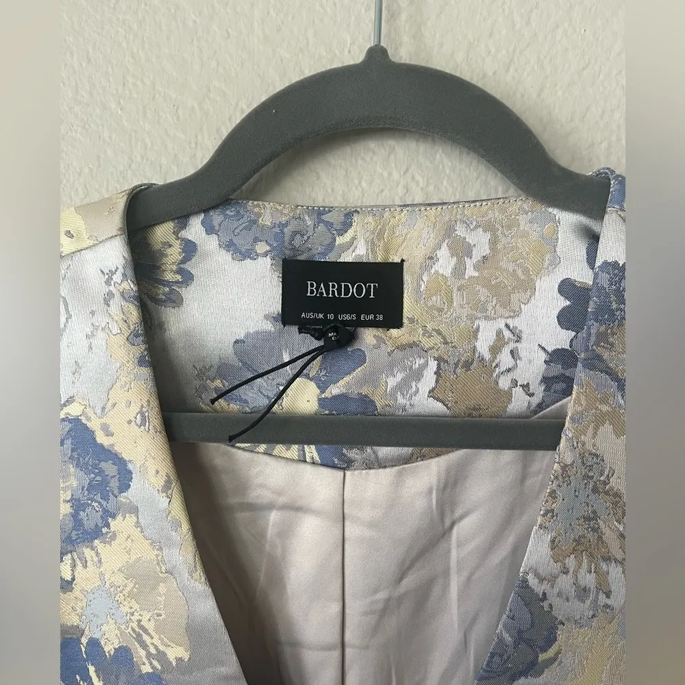 Bardot Floral Jacquard Puffy Long Sleeve Minidress With Buttons Women’s Size 6 - Image 9