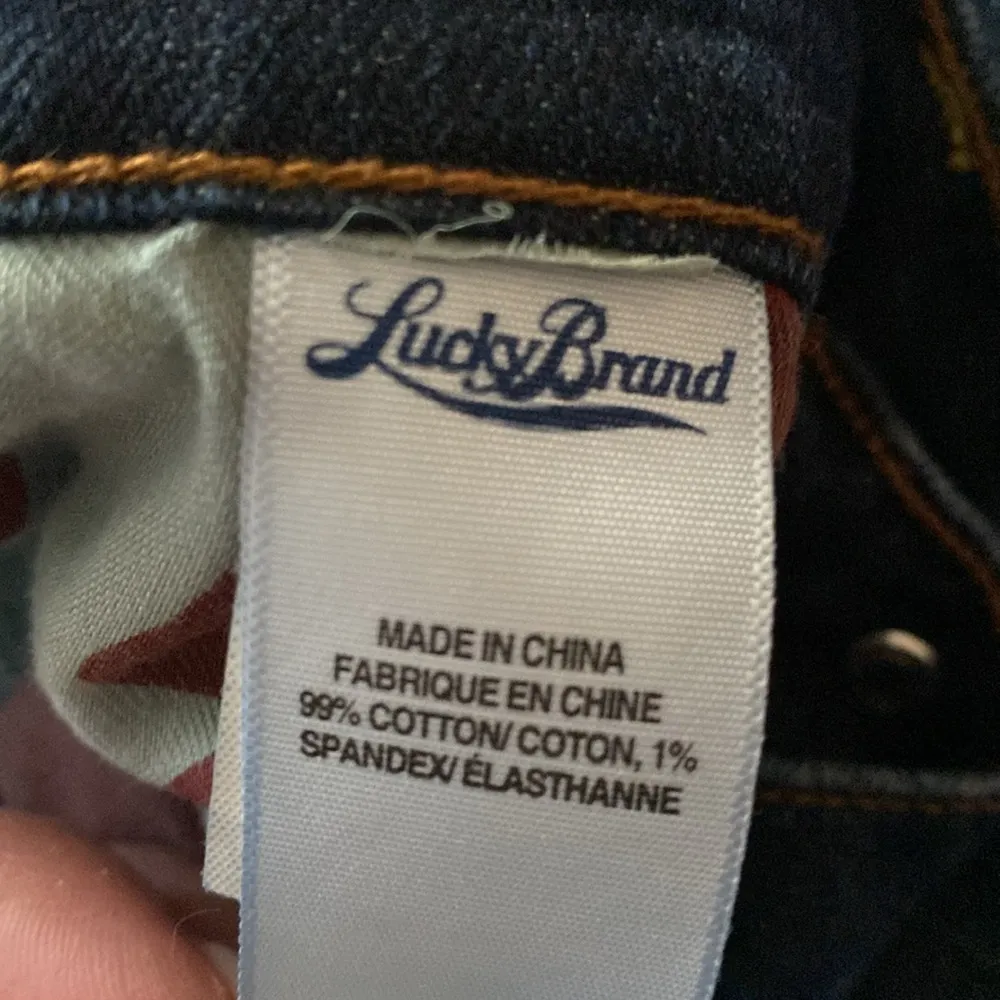 LUCKY BRAND Size 6/28 Distressed Denim Sofia Boot Cut Jeans NEW - Image 10