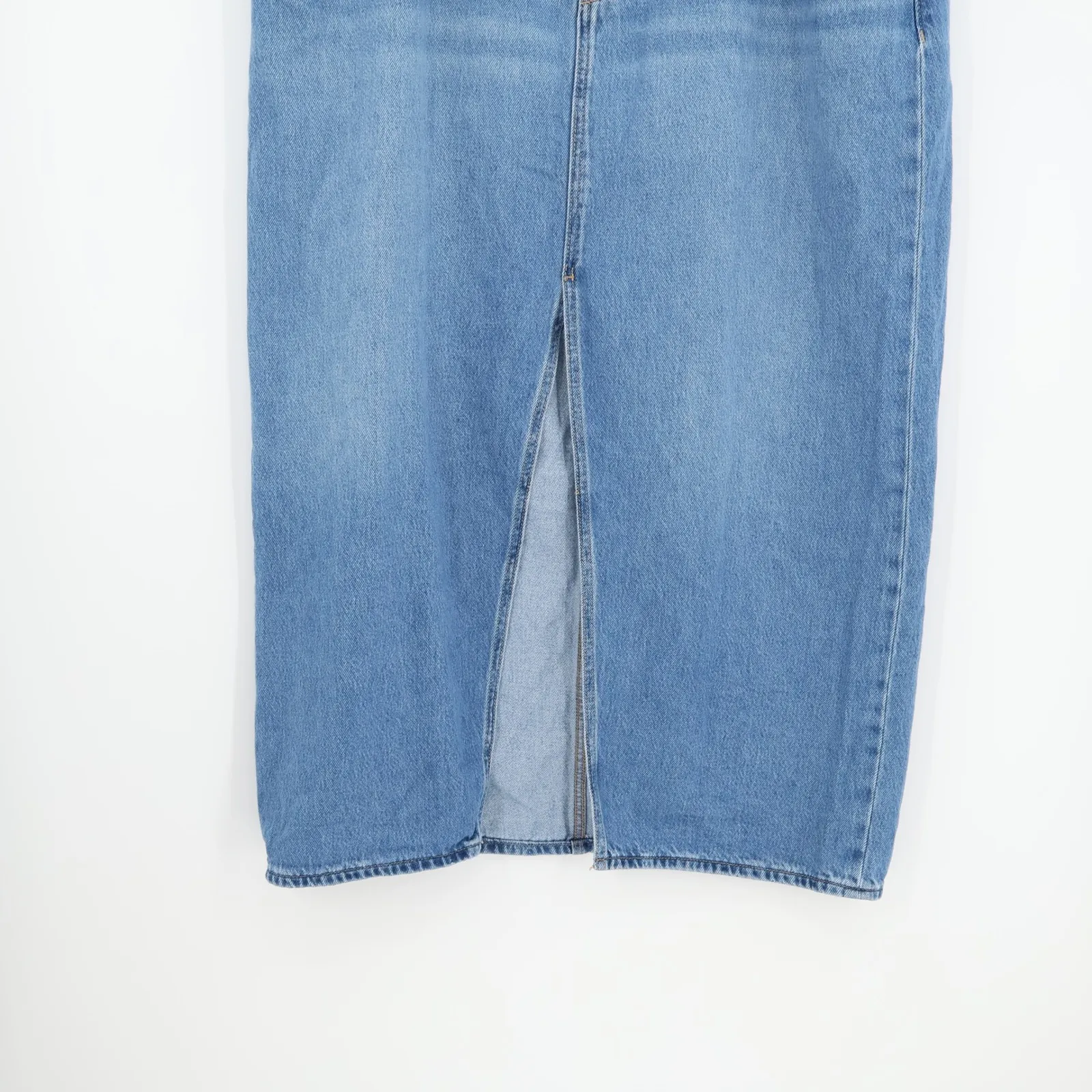 Old‎ Navy Denim Midi Pencil Skirt Womens Mid Rise Slit Closet Staple Size 16 - Image 3