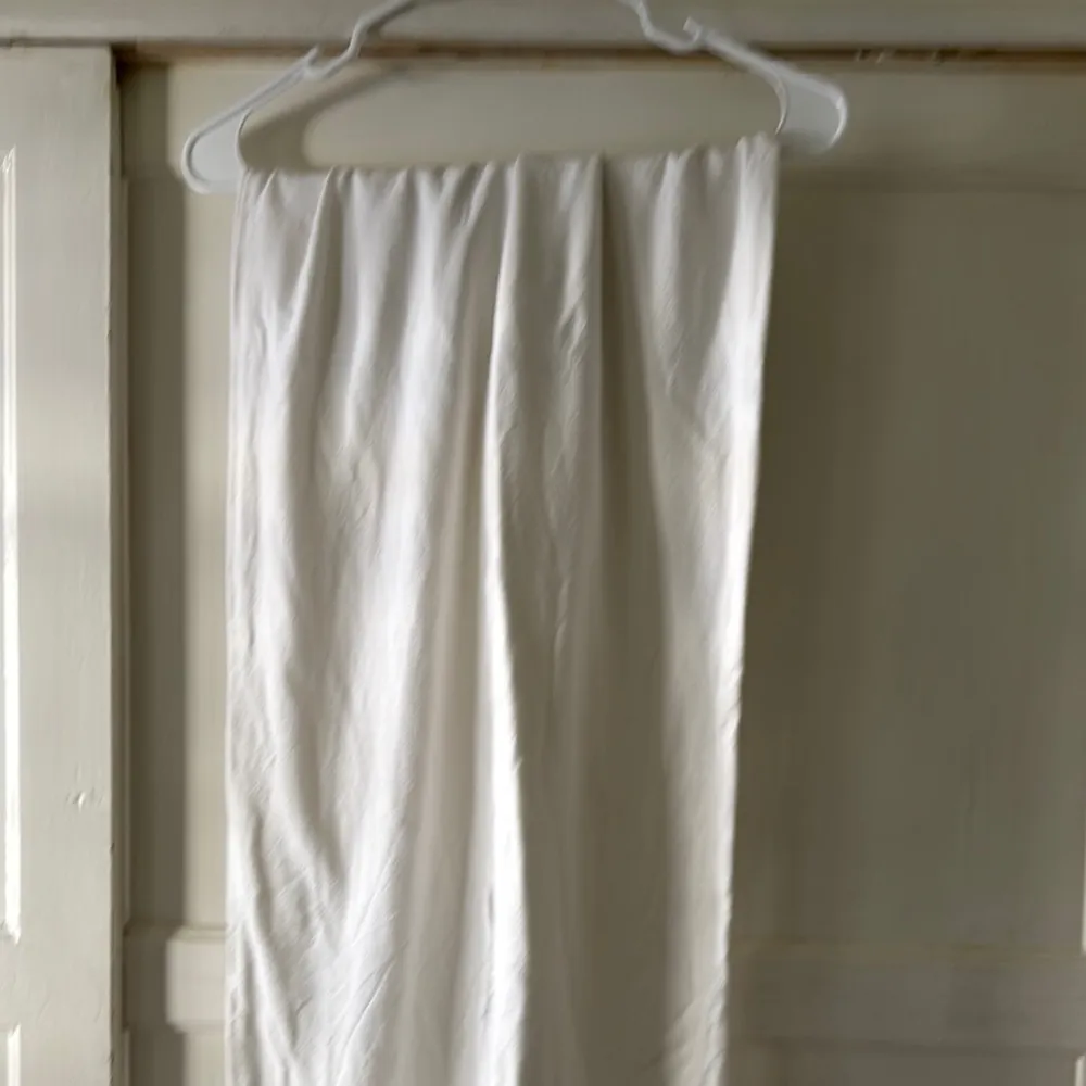 Brandy Melville White Linen Trouser Pants - Image 5