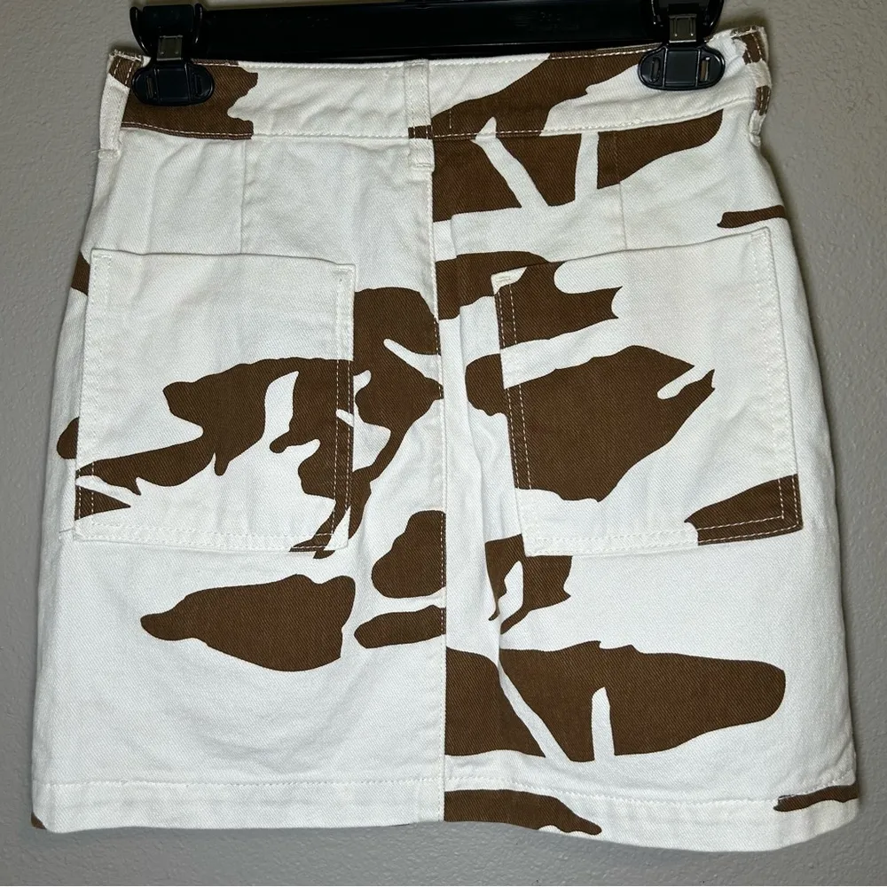 Urban Outfitters BDG cow print high waist mini skirt women’s size medium - Image 4