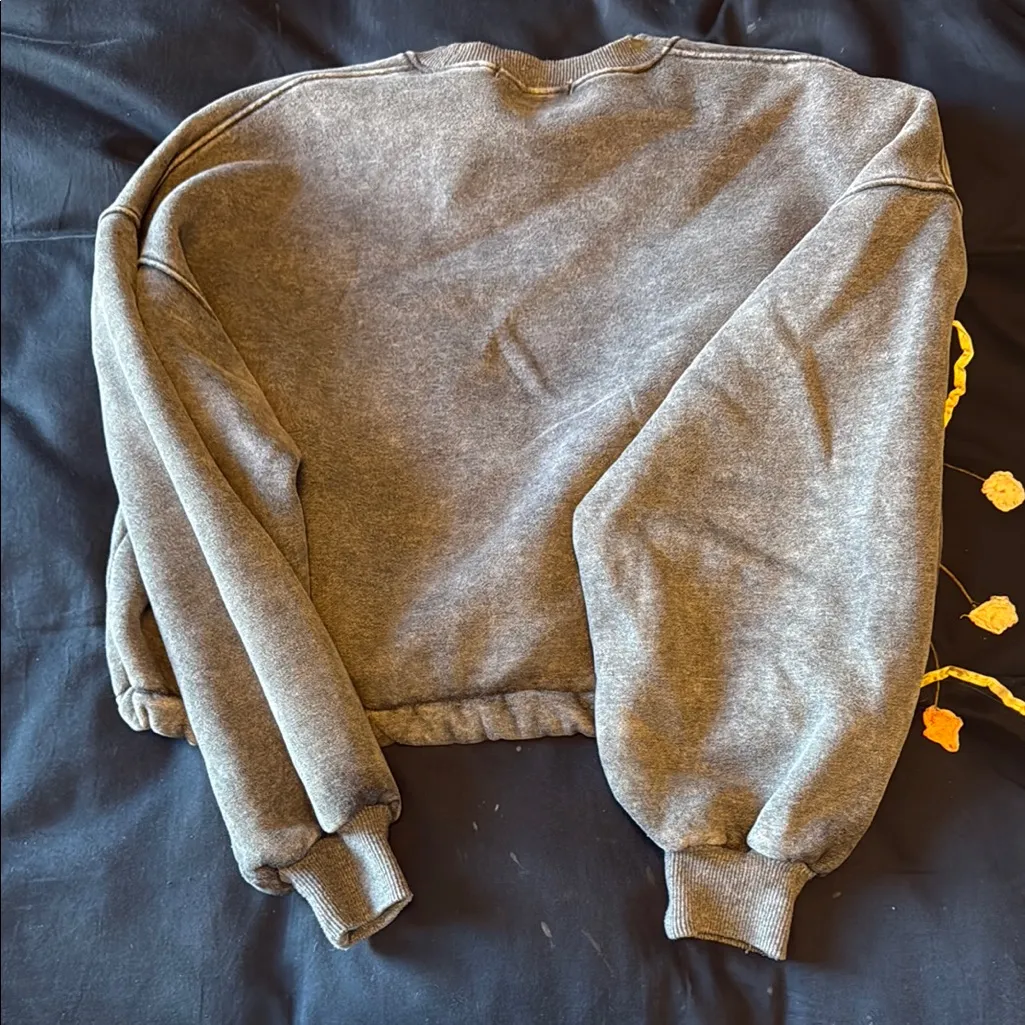 Adika Gray and Orange Graphic Sweatshirt - Image 4