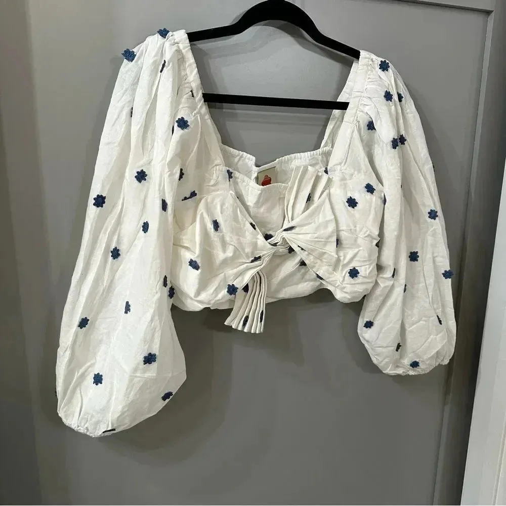 NWOT Farm Rio 100% Cotton Blue Flowers Embroidered Crop Top Blouse Size L - Image 3