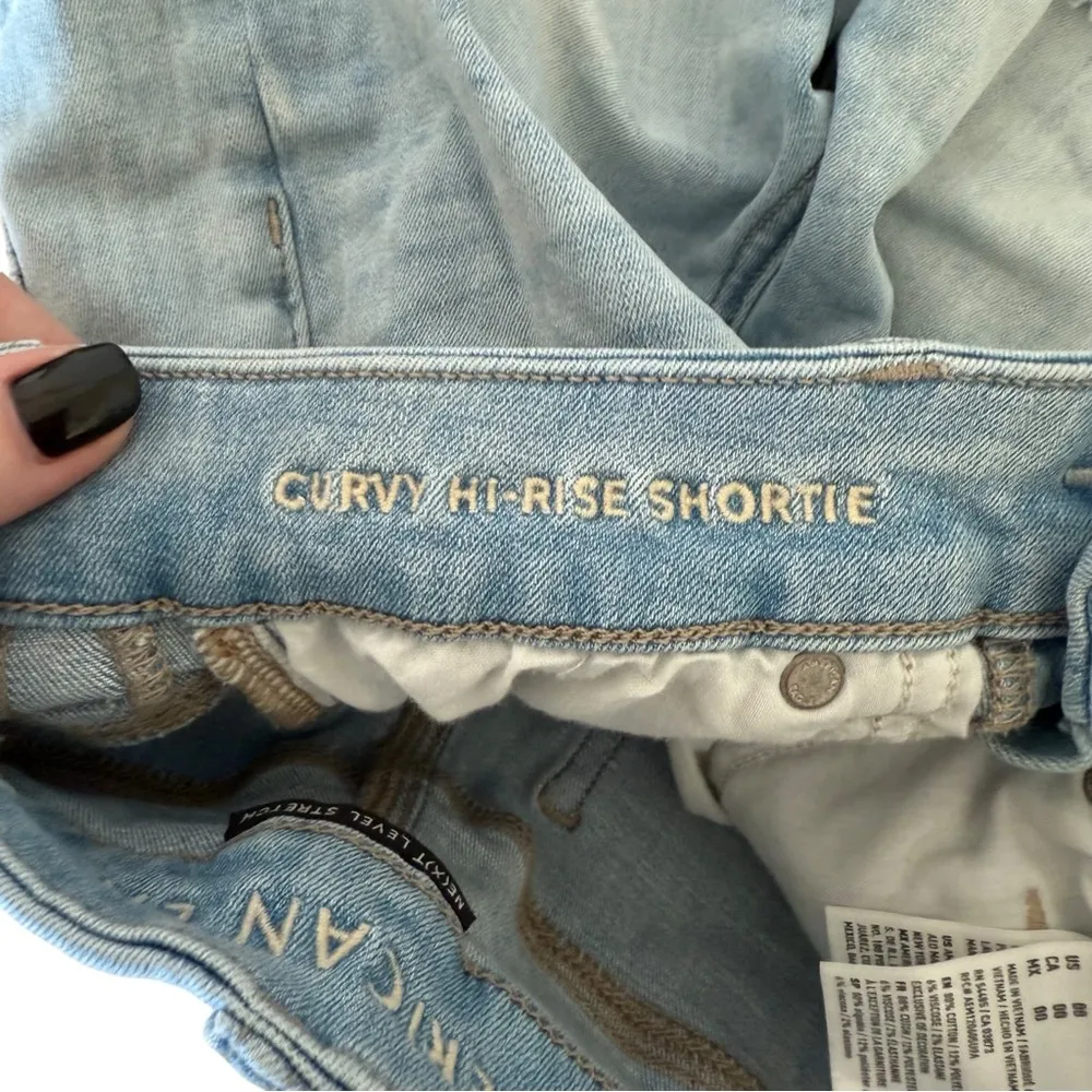 American Eagle Curvy Hi-Rise Shortie Distressed Blue Size 00 - Image 4