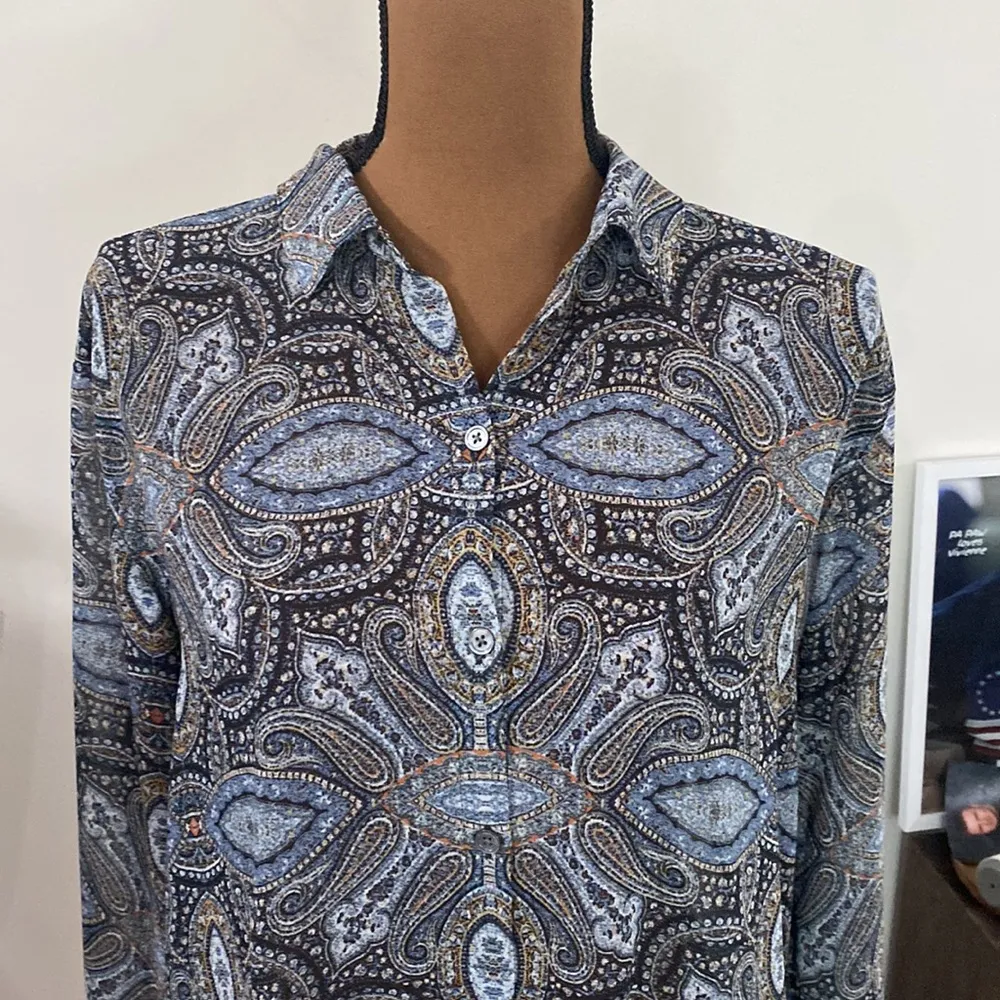 J Jill sheer chiffon paisley print tunic length blouse size S Blue - Image 5