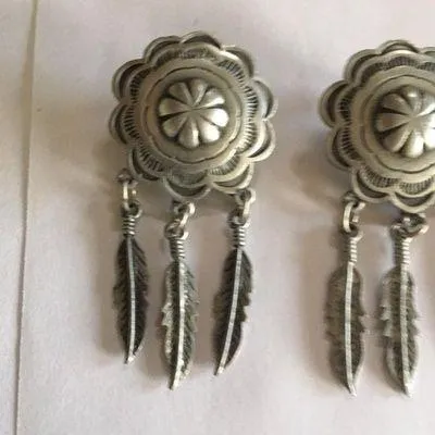 Vintage Pierced Costume Jewelry Earrings Pewter 1988 JJ Signed Silver - Image 4