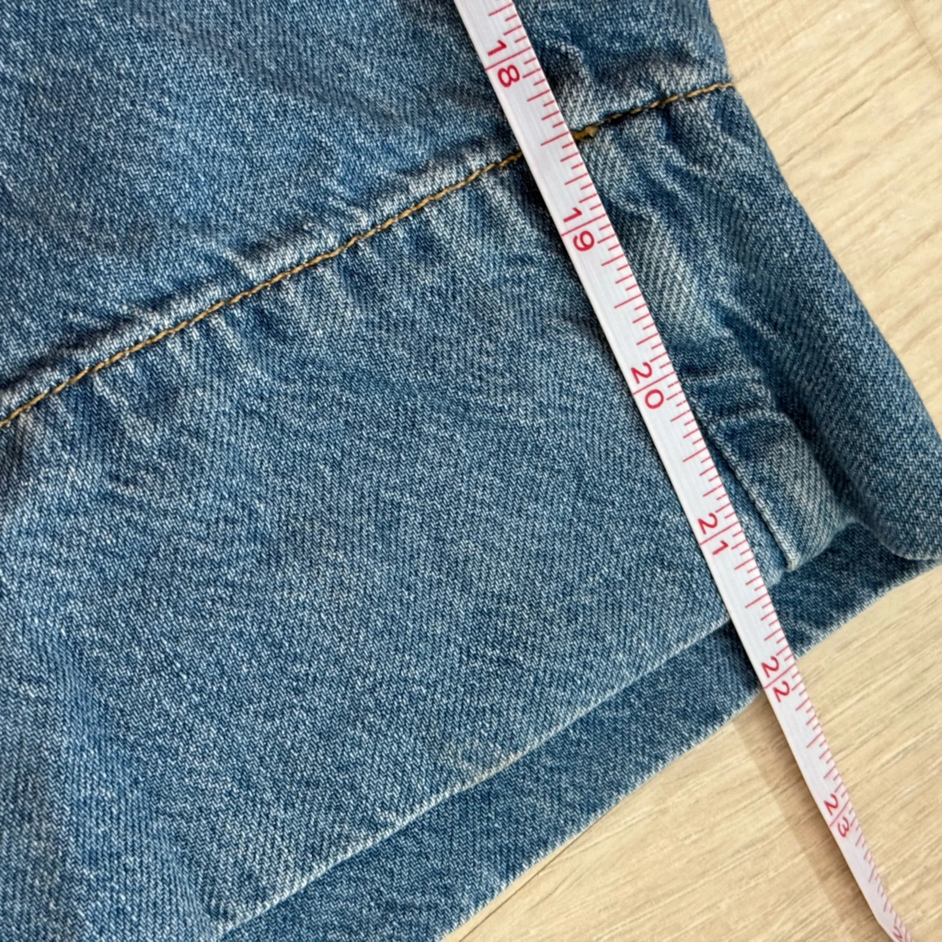 Anthropologie Pilcro Pleated Wide Leg Culotte Crop Denim Jeans | Light Wash | 29 - Image 7