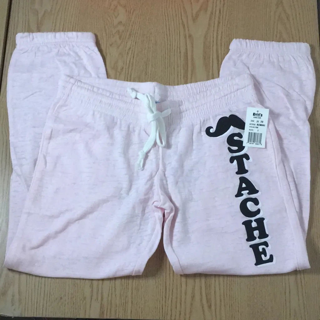 B61 New Womens Animal Print “🥸stache” Yoga Lounge Capri Sweatpants Size Small - Image 4